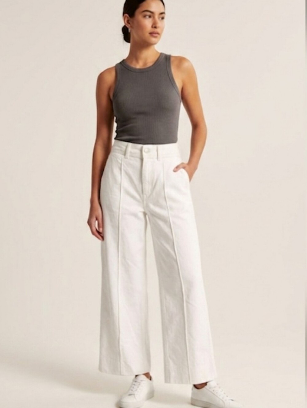 Weekday Boxy Straight Jeans Women 4 White Good Front Seams High Rise Denim